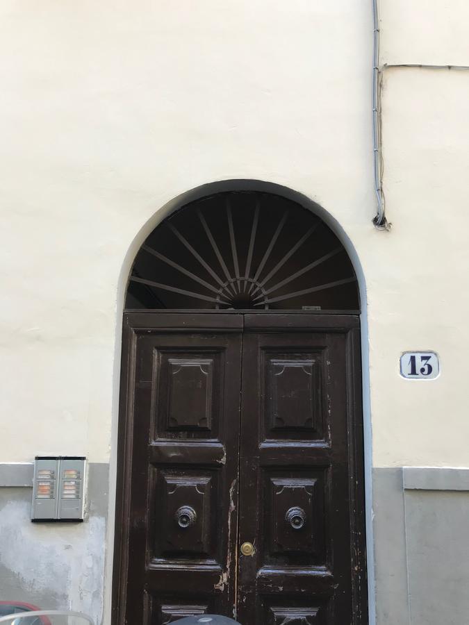 Poet'S Santo Spirito Apt. Apartment Firenze Bagian luar foto